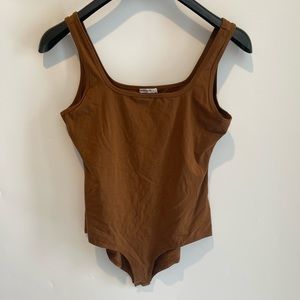 BelleLovin Women’s Scoop Neck Tanktop Bodysuit Brown Sz. XL NWT